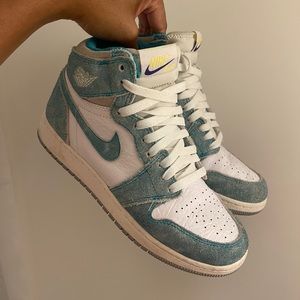 Air Jordan 1 Turbo Green Sneakers